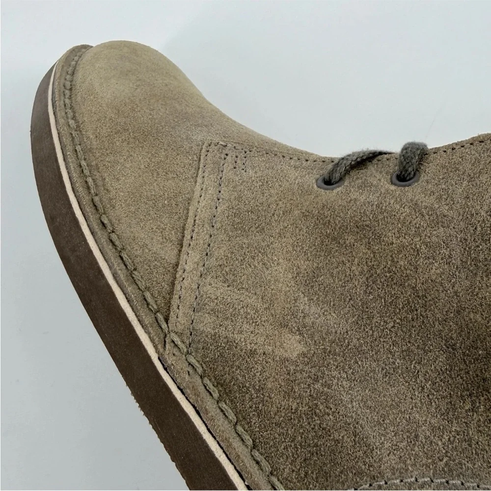 Clarks Chukka Boots Mens Size 10 Light Brown Leather Rugged Urban Classic